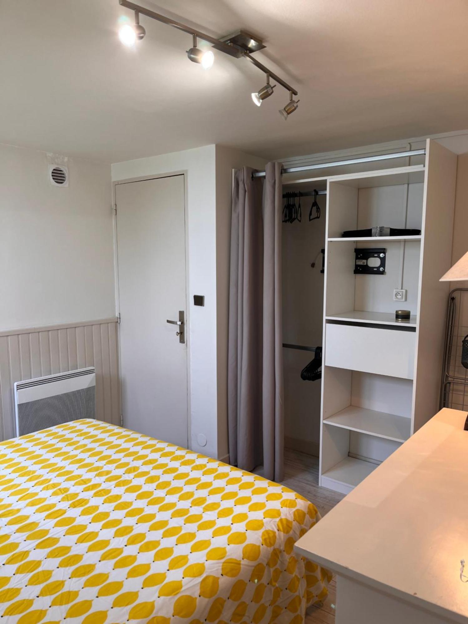 Charmant Petit Appartement Avec Sa Terrasse Privee Bayonne Exteriér fotografie